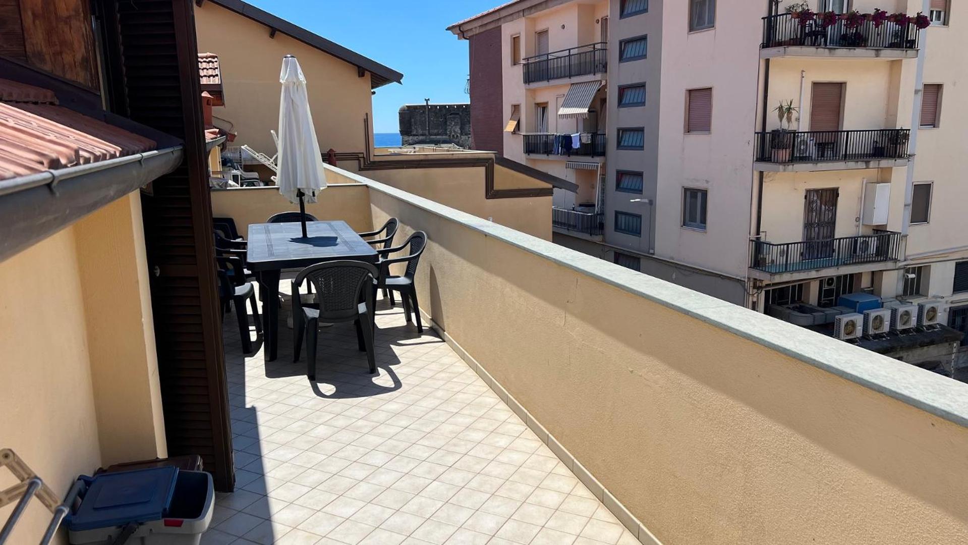 Garibaldi Appartamenti Riva Ligure Buitenkant foto